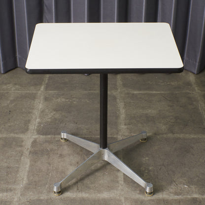 イームズ コントラクトベース テーブル