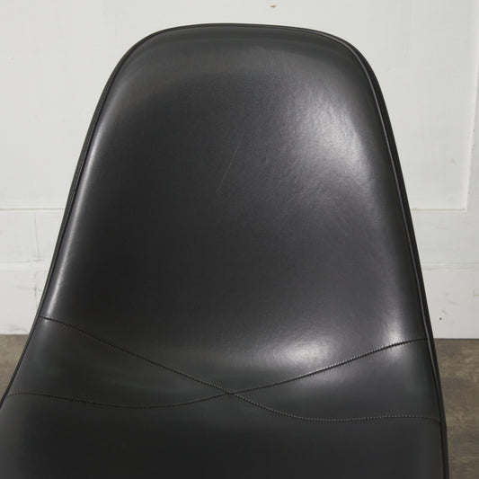 サイドシェルチェア スタッキングベース