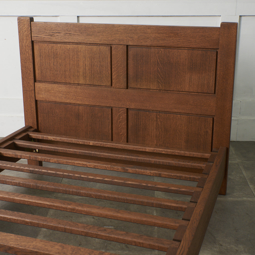 クラシック ベッドフレーム / シングルサイズ