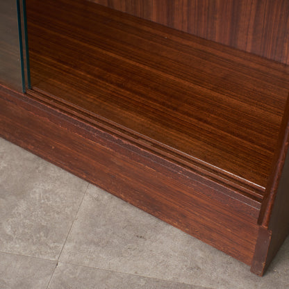 Brandon ガラスキャビネット