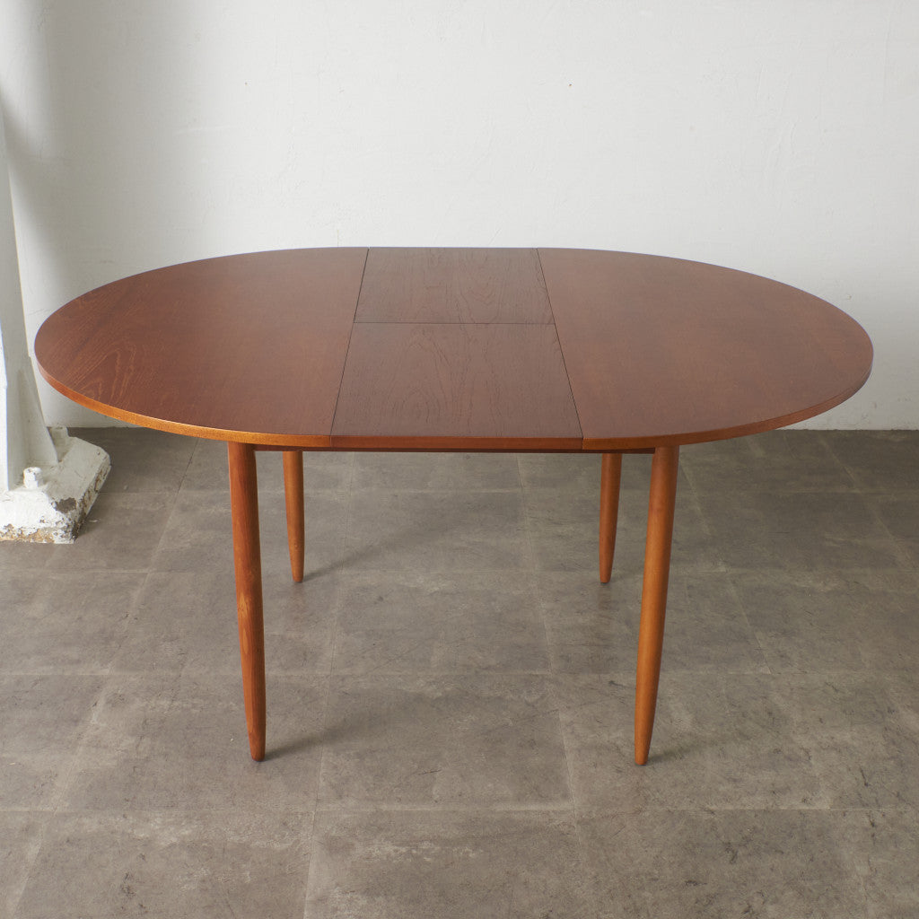 英国ヴィンテージ ラウンドダイニングテーブル