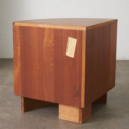 Fresco 凸型コーナーローキャビネット