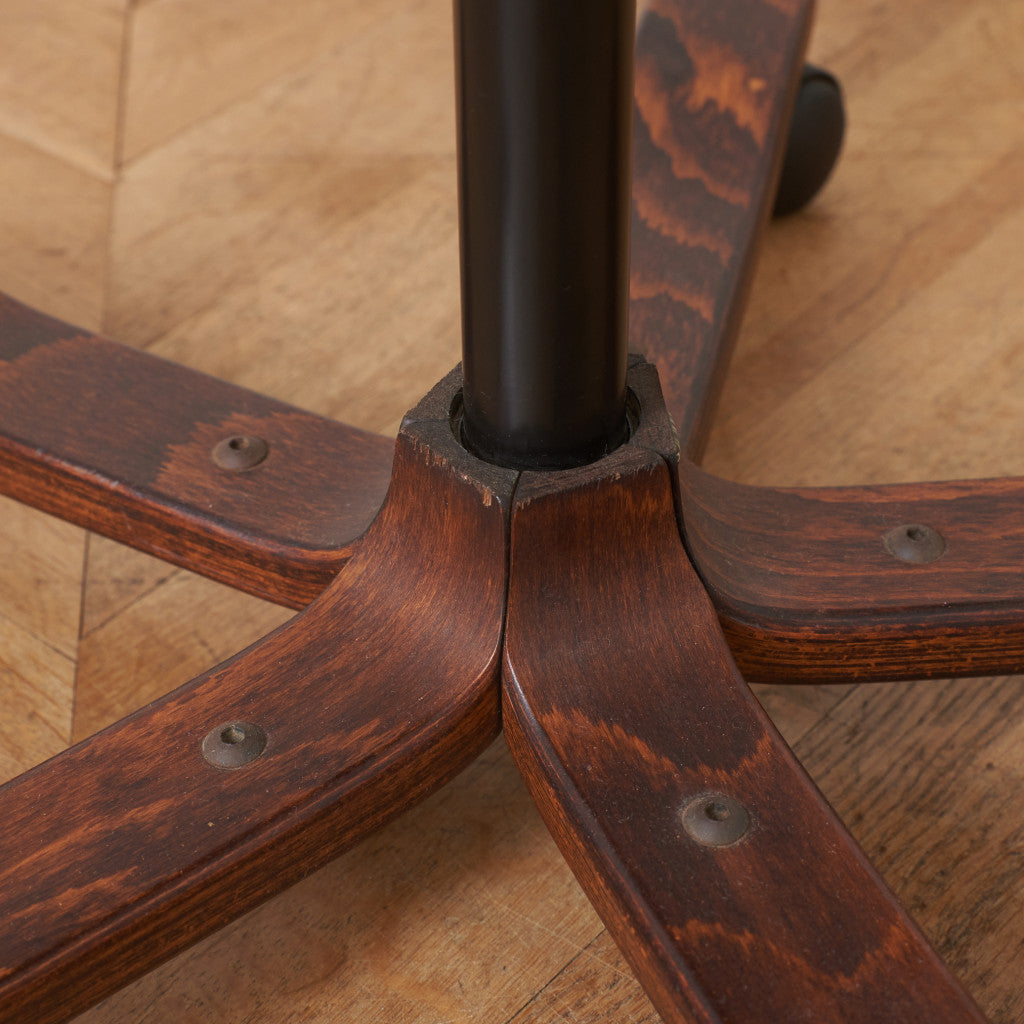 WING バランスチェア