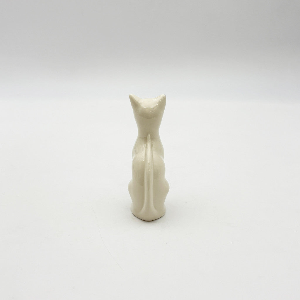 Quizzical ヴィンテージ 猫のフィギュリン｜ベリーク Belleek Pottery