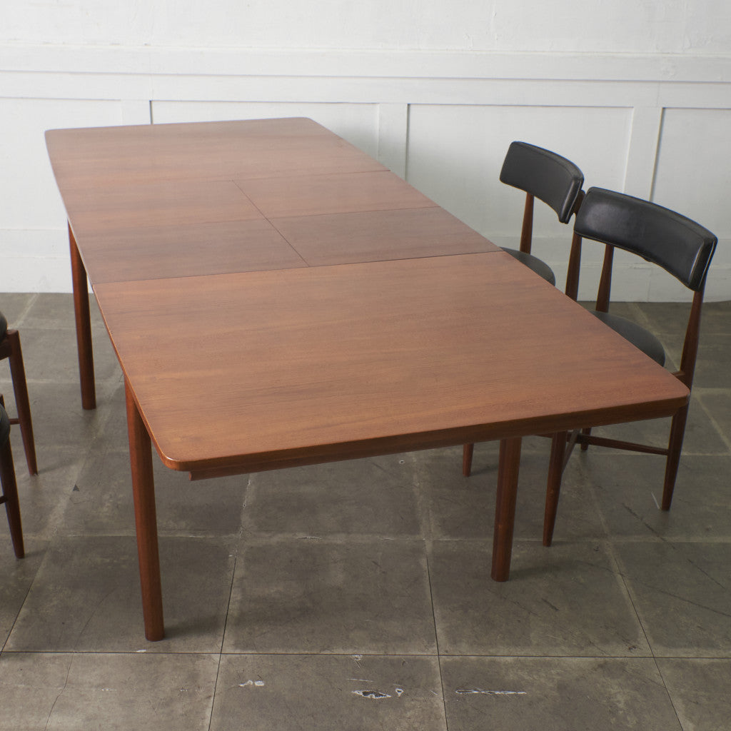 T3 エクステンション レクタングル ダイニングテーブル