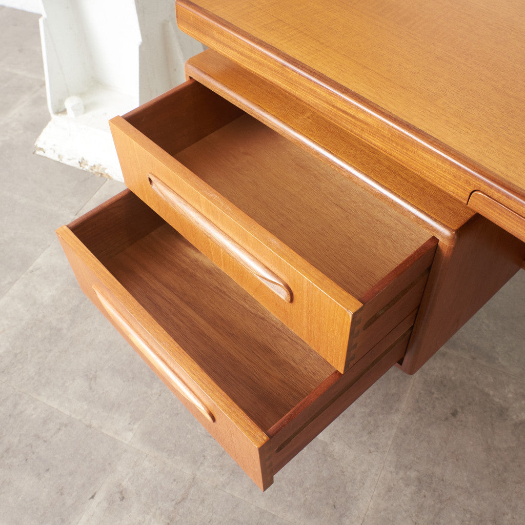 New Fresco ヴィンテージ デスク