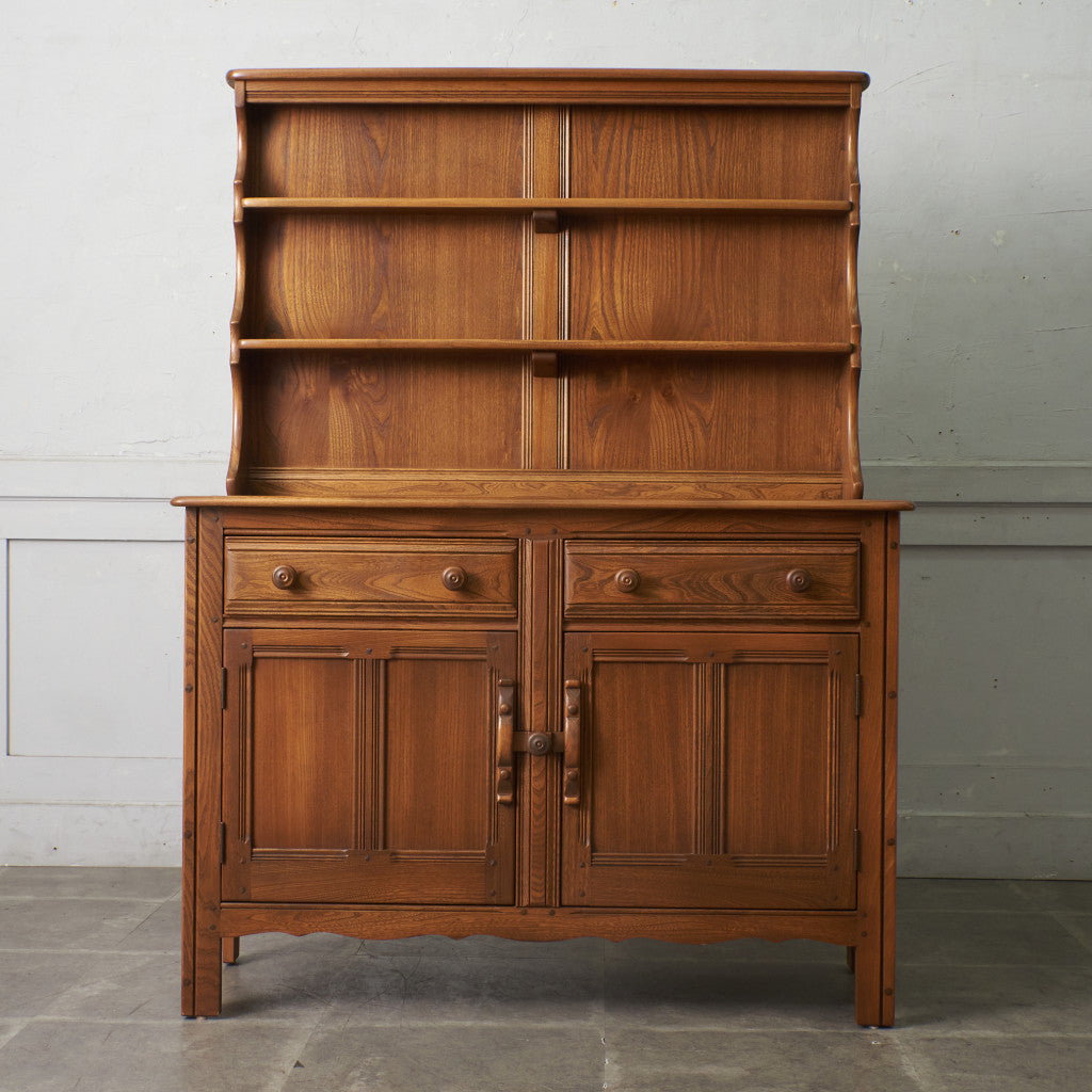 キャビネット アーコール ERCOL オールドコロニアル ウェルシュドレッサー オールドコロニアル ウェルシュドレッサー｜アーコール ERCOL – rocca
