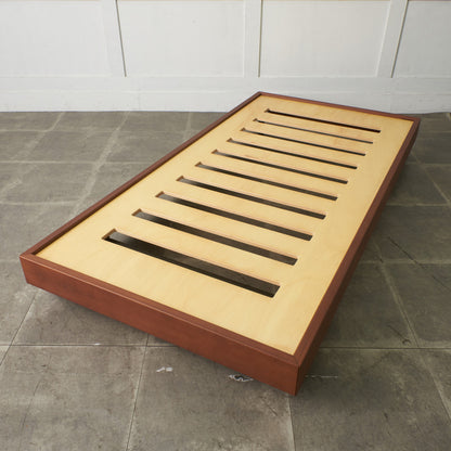 ERBA 05 シングルベッドフレーム & Sealyマットレス