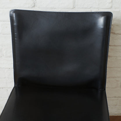 412 CAB アームレスチェア