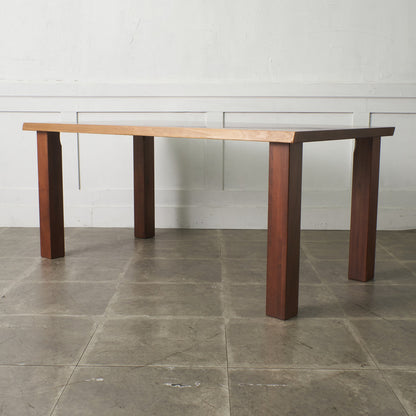 ウォールナット無垢材 ブックマッチ天板 ダイニングテーブル