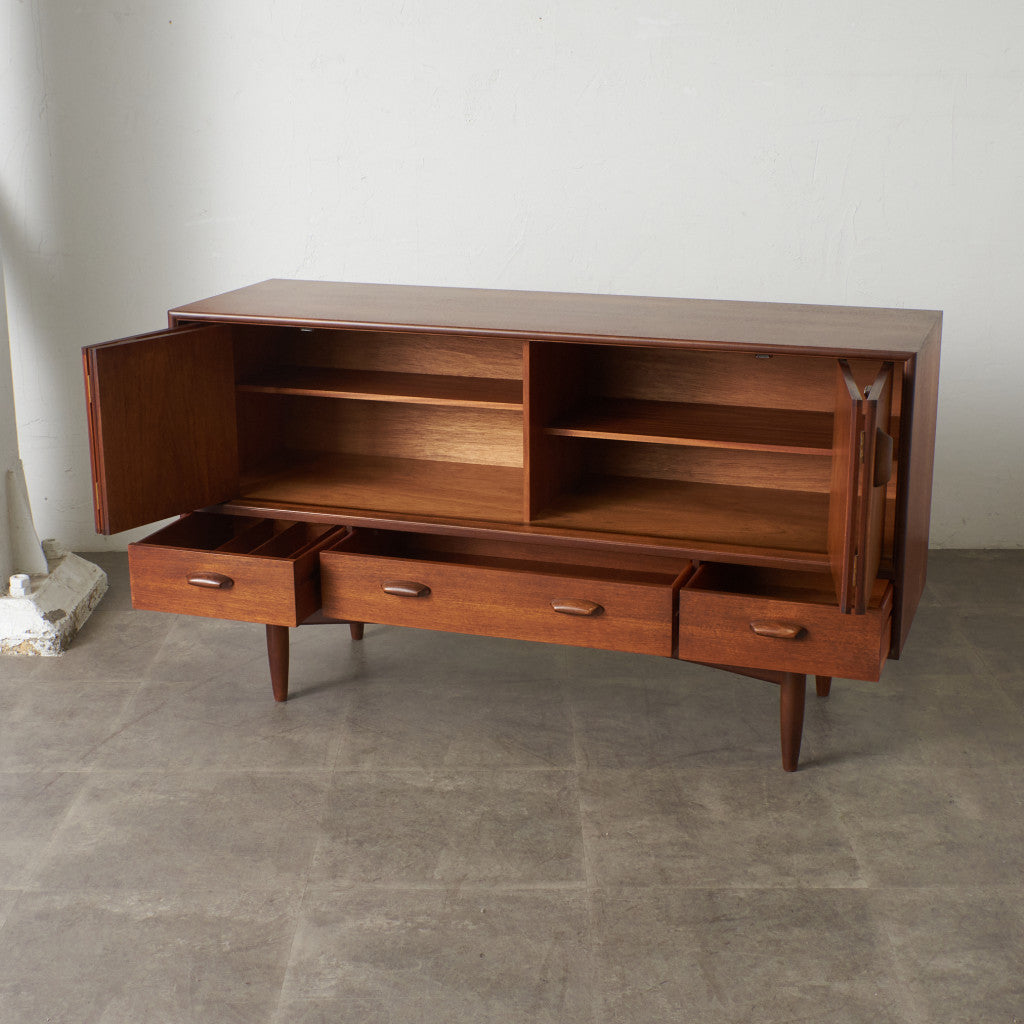 Brasilia サイドボード (4057)