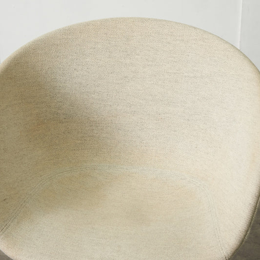 ABOUT A CHAIR アバウト ア チェア