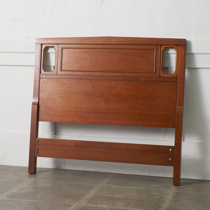 TRIUNE ヘッドボード / シングル