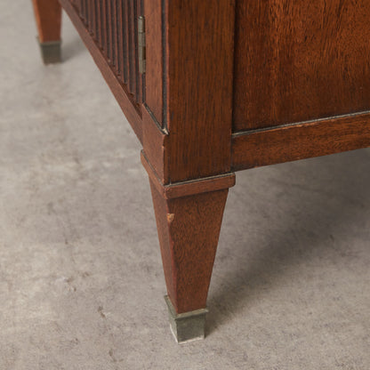 TRIUNE ナイトテーブル