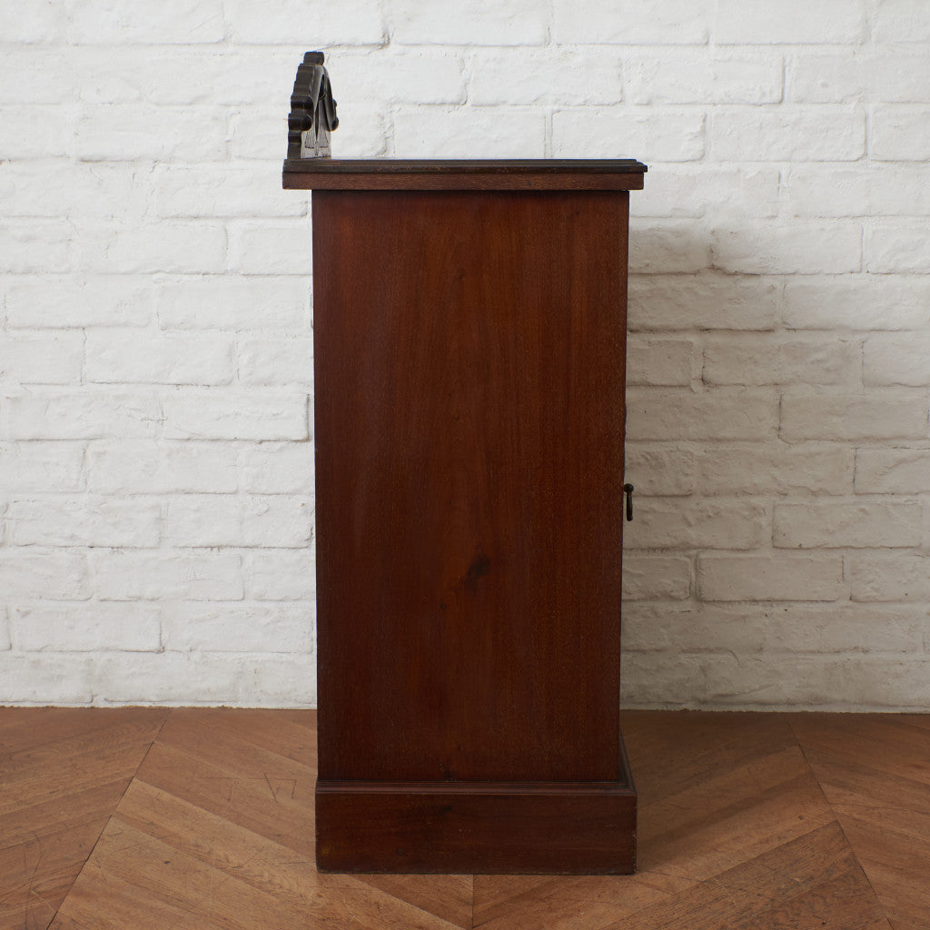 英国アンティーク ウォールナット材 スモールキャビネット