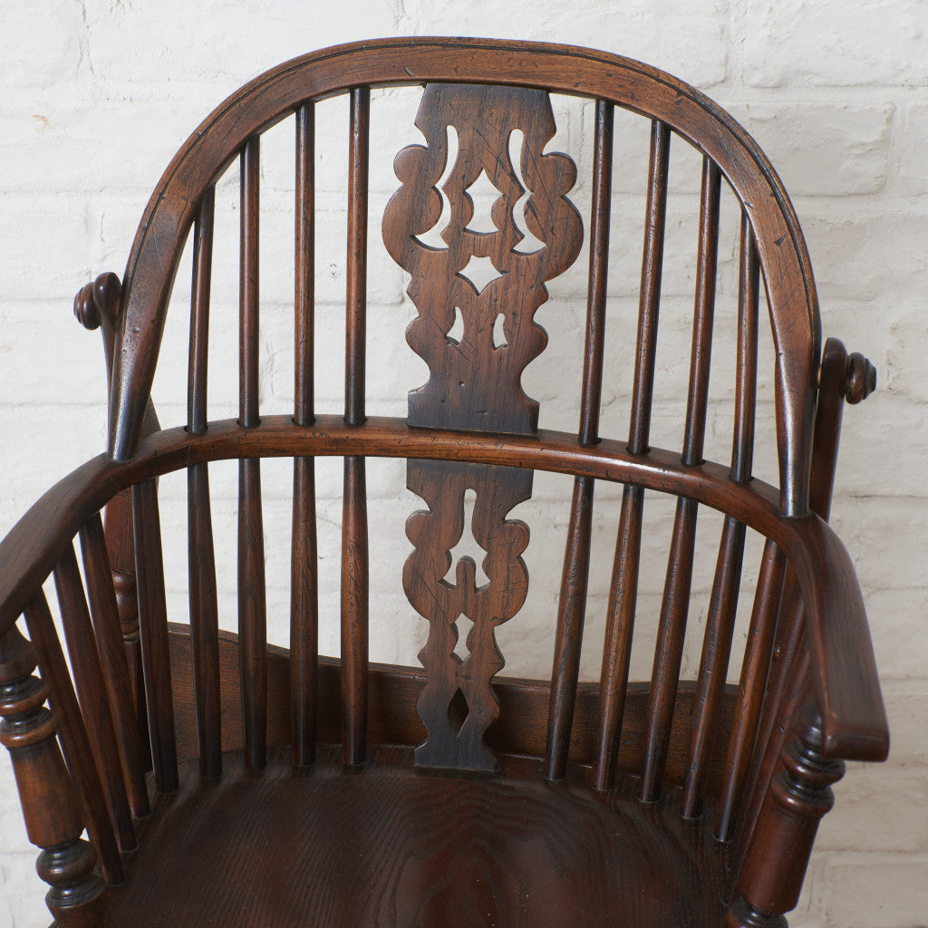 英国アンティーク ベビーチェア