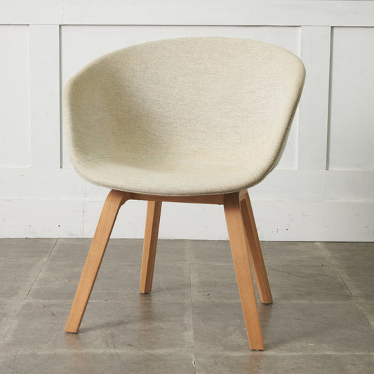 ABOUT A CHAIR アバウト ア チェア