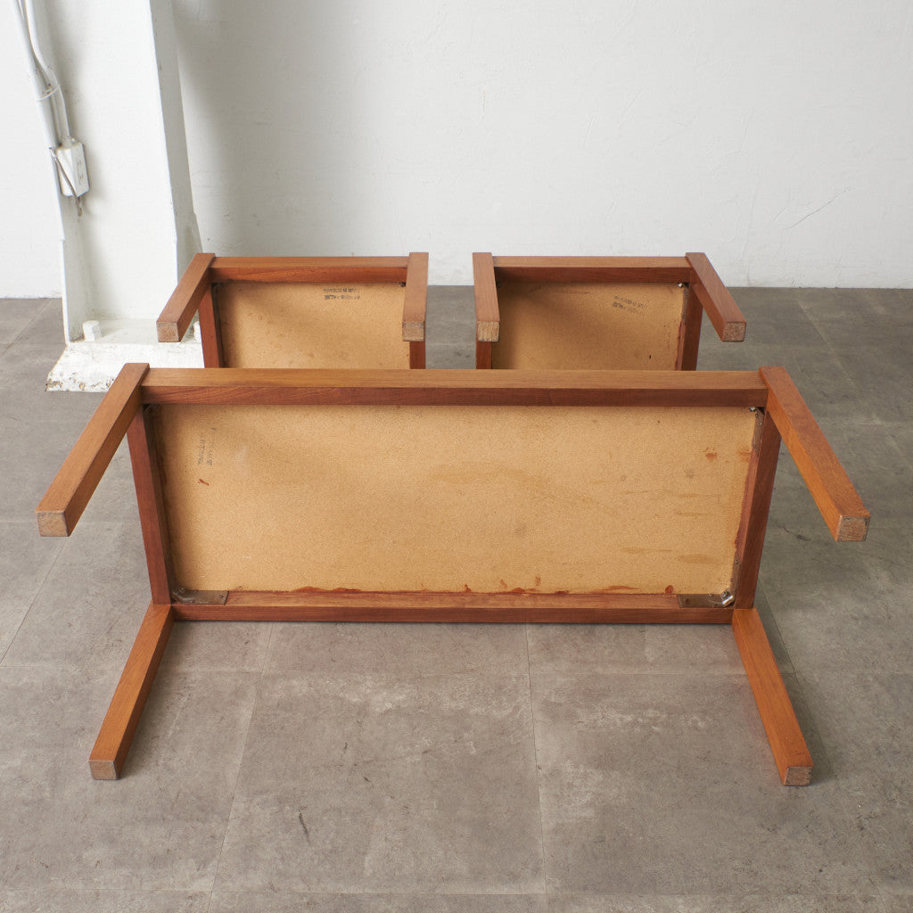 デンマーク製 タイルトップ ネストテーブル