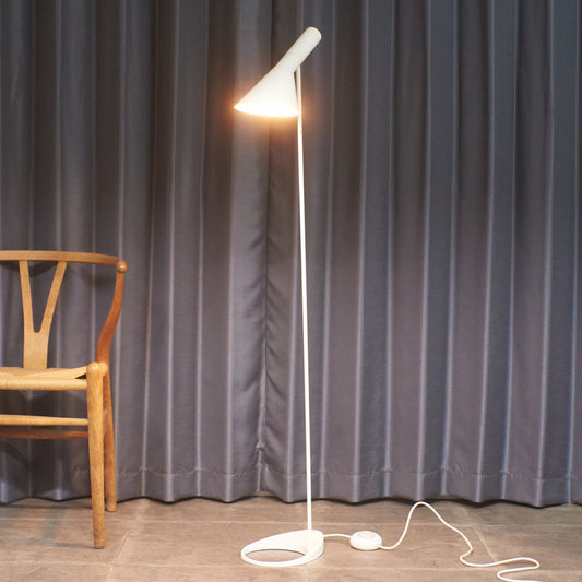 AJ フロアランプ