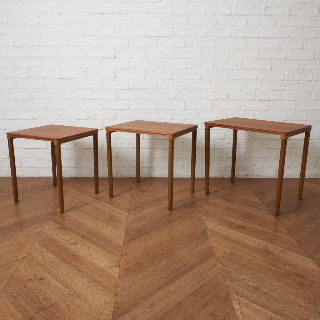 デンマーク ヴィンテージ ネストテーブル