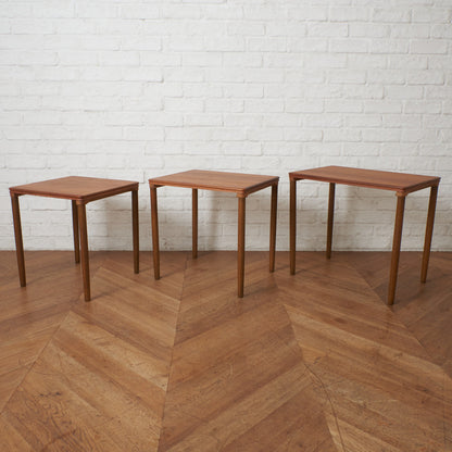 デンマーク ヴィンテージ ネストテーブル