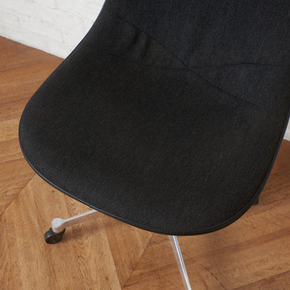 サイドシェルチェア  コントラクトキャスターベース