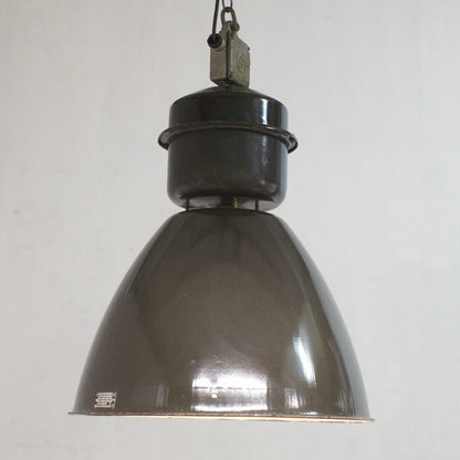 チェコスロバキア製 インダストリアル ペンダントライト