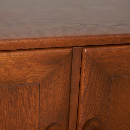 ウィンザー サイドボード