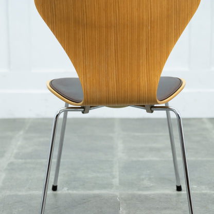 セブンチェア / フロントパディング