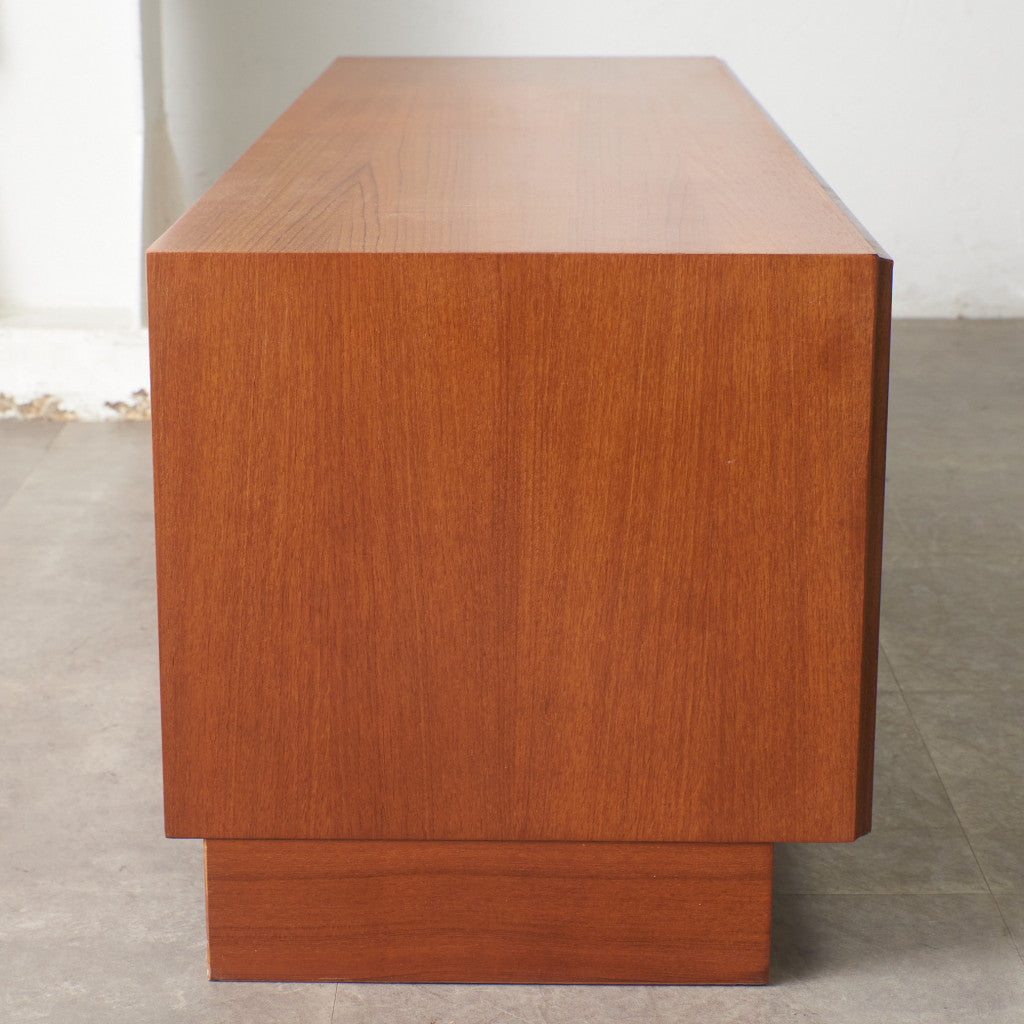 Form FIVE サイドボード