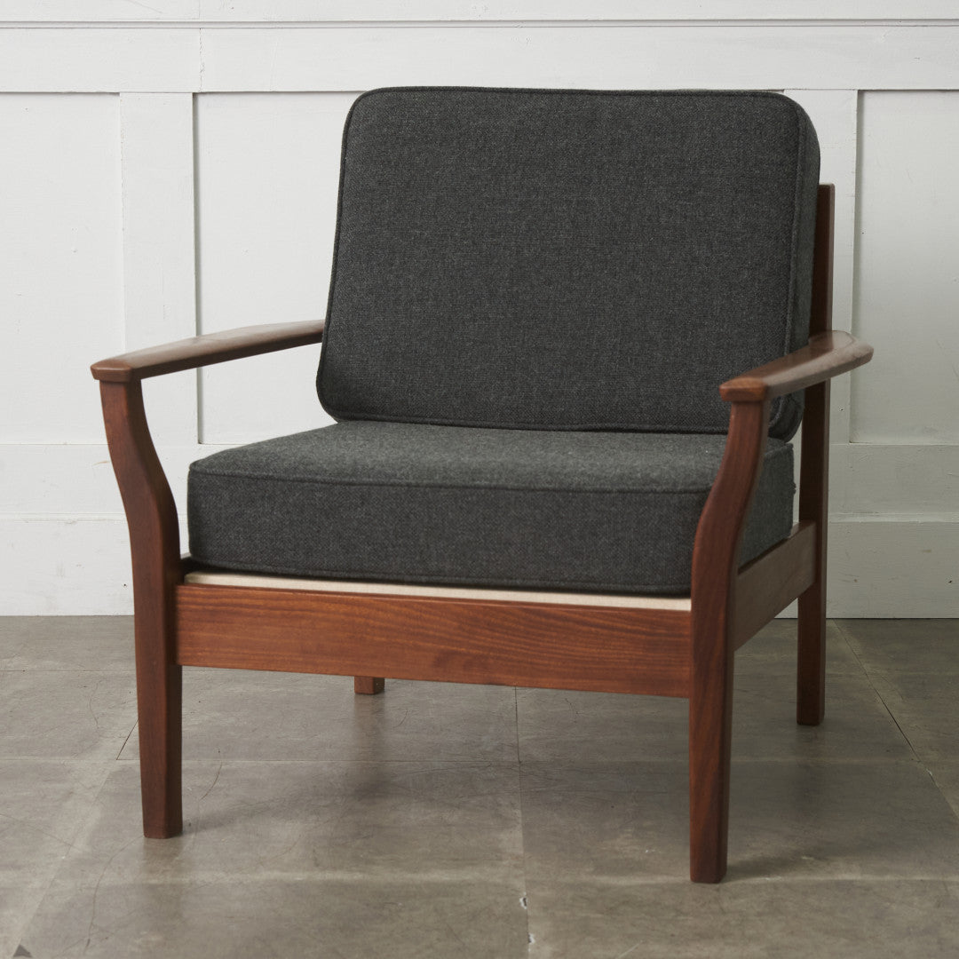 イギリスヴィンテージ アームチェア / 張替済