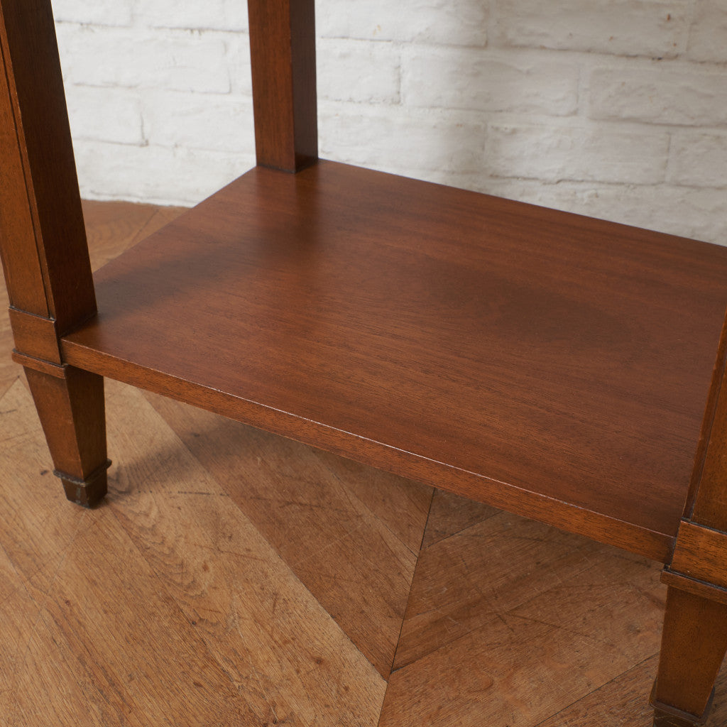 TRIUNE ナイトテーブル