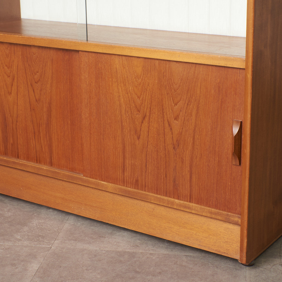 ヴィンテージ ガラスキャビネット