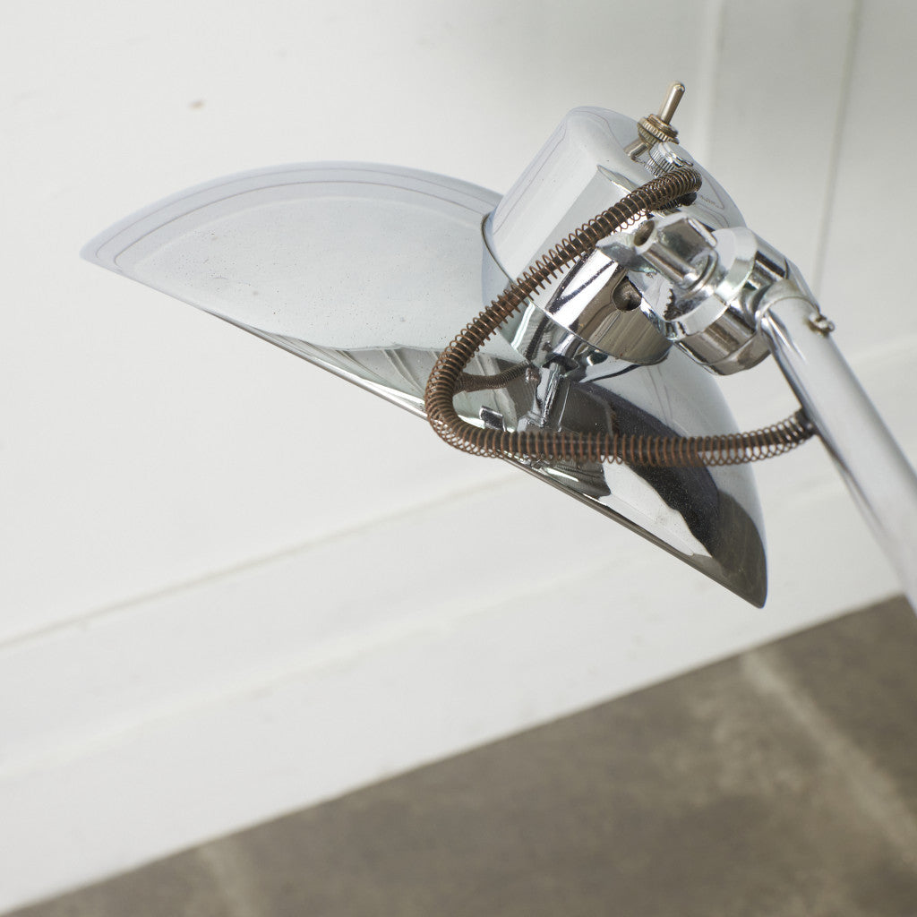 エグゼクティブ フロアランプ