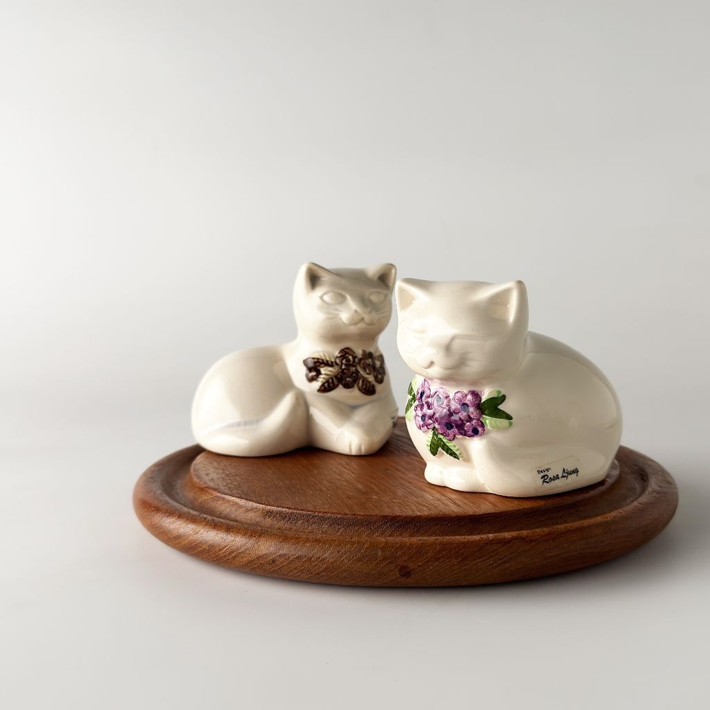 ヴィンテージ 猫のフィギュリン