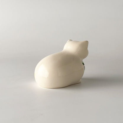 ヴィンテージ 猫のフィギュリン