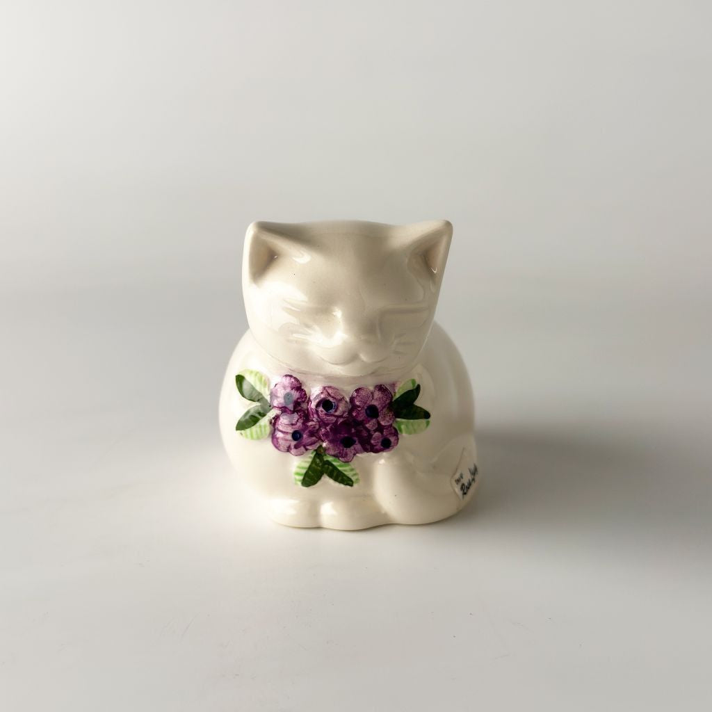 ヴィンテージ 猫のフィギュリン