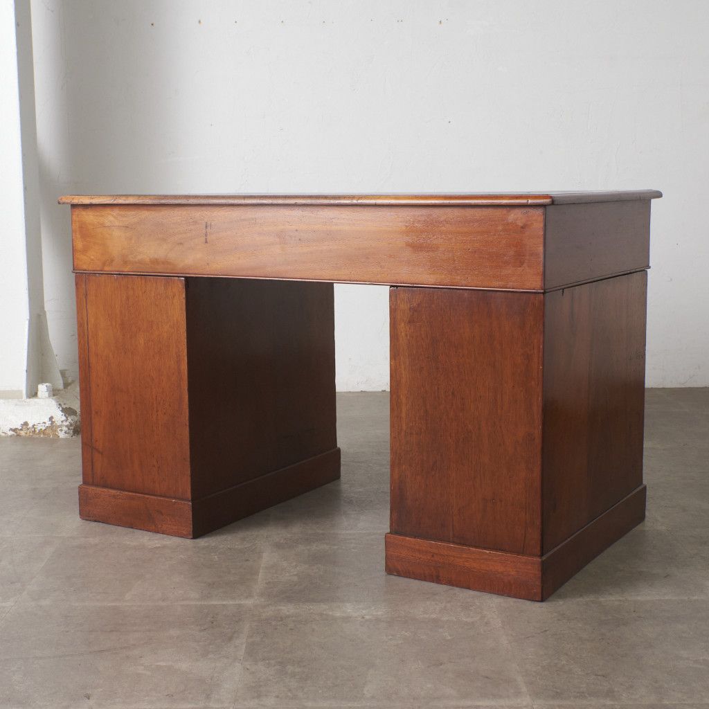 英国クラシック 両袖デスク