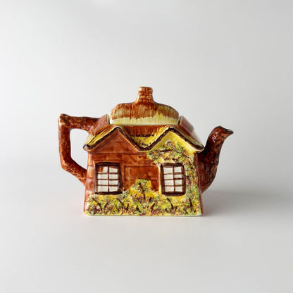 Ye Olde Cottage イ・オールド・コテージ ティーポット