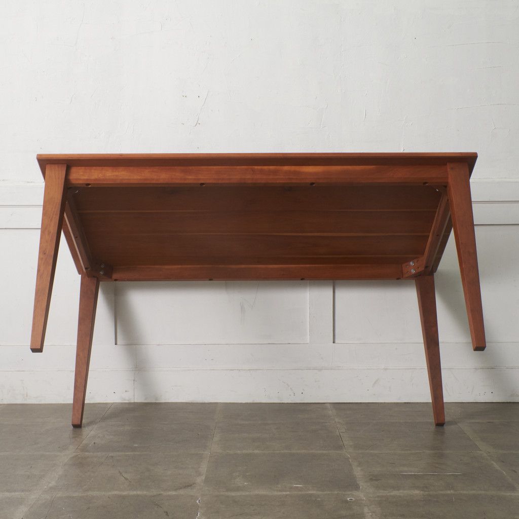 BAMBI TABLE
