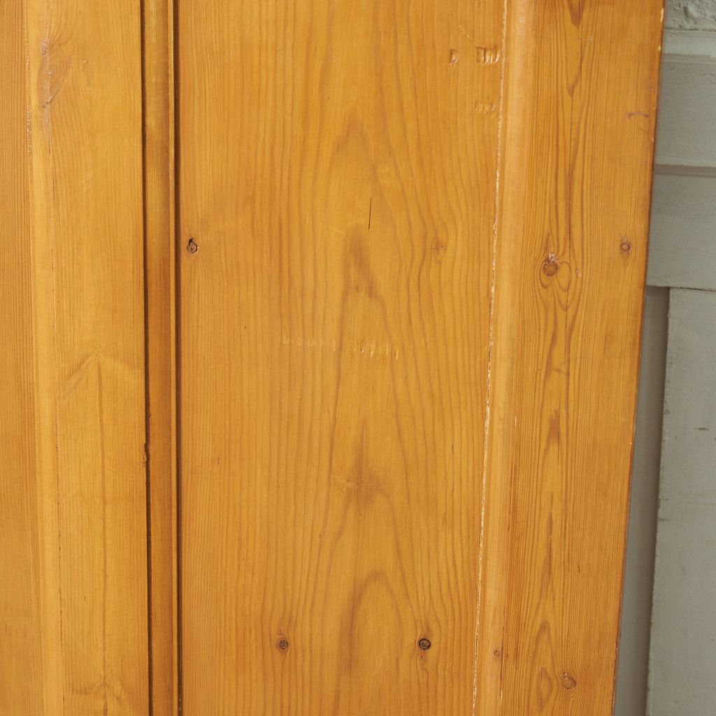 英国アンティーク ウッドドア