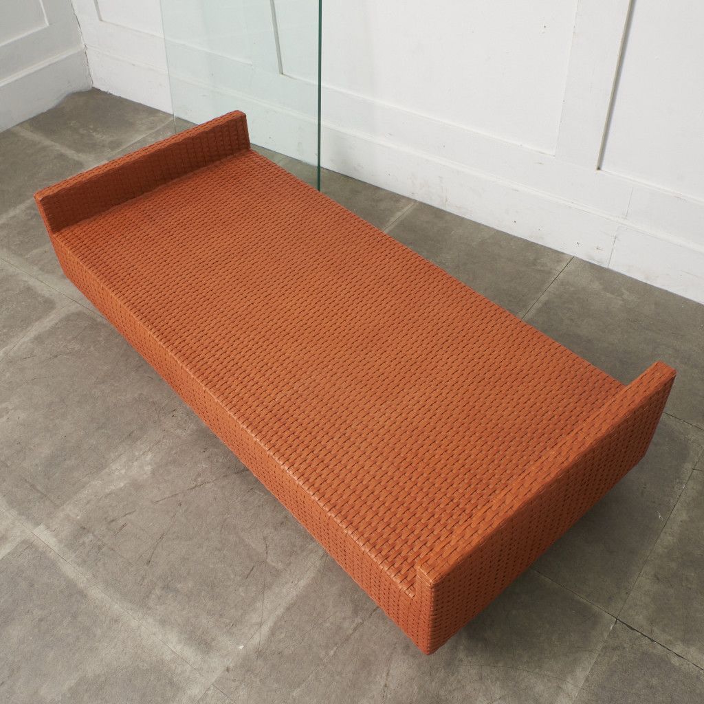 A-TABLE