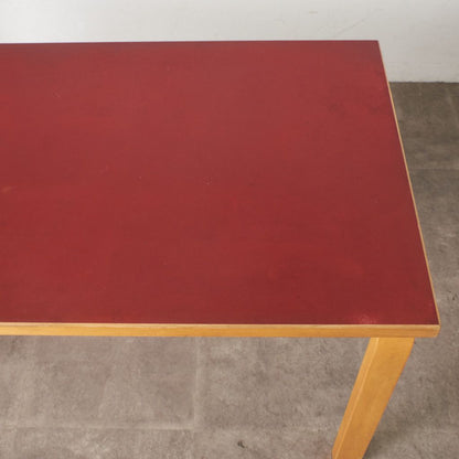 テーブル 81A (150x75)