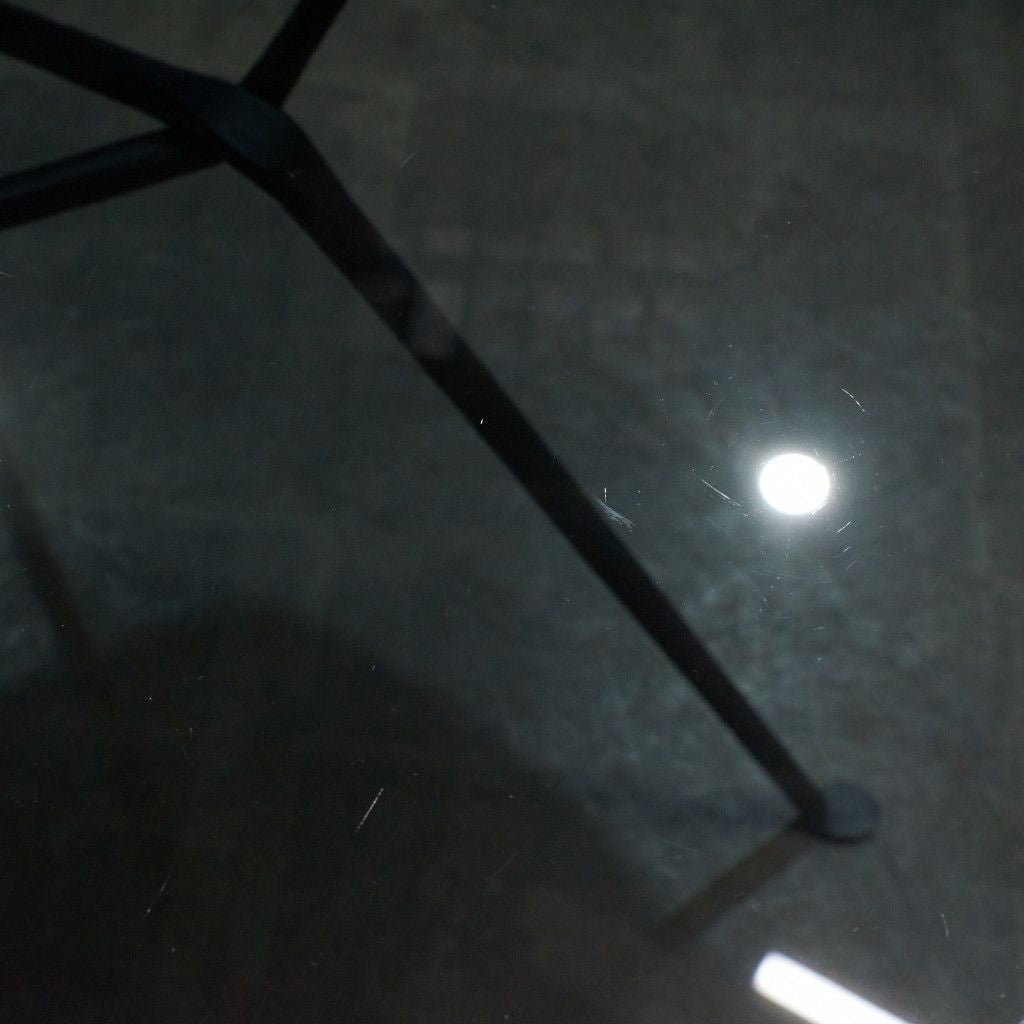 OFFICINA テーブル
