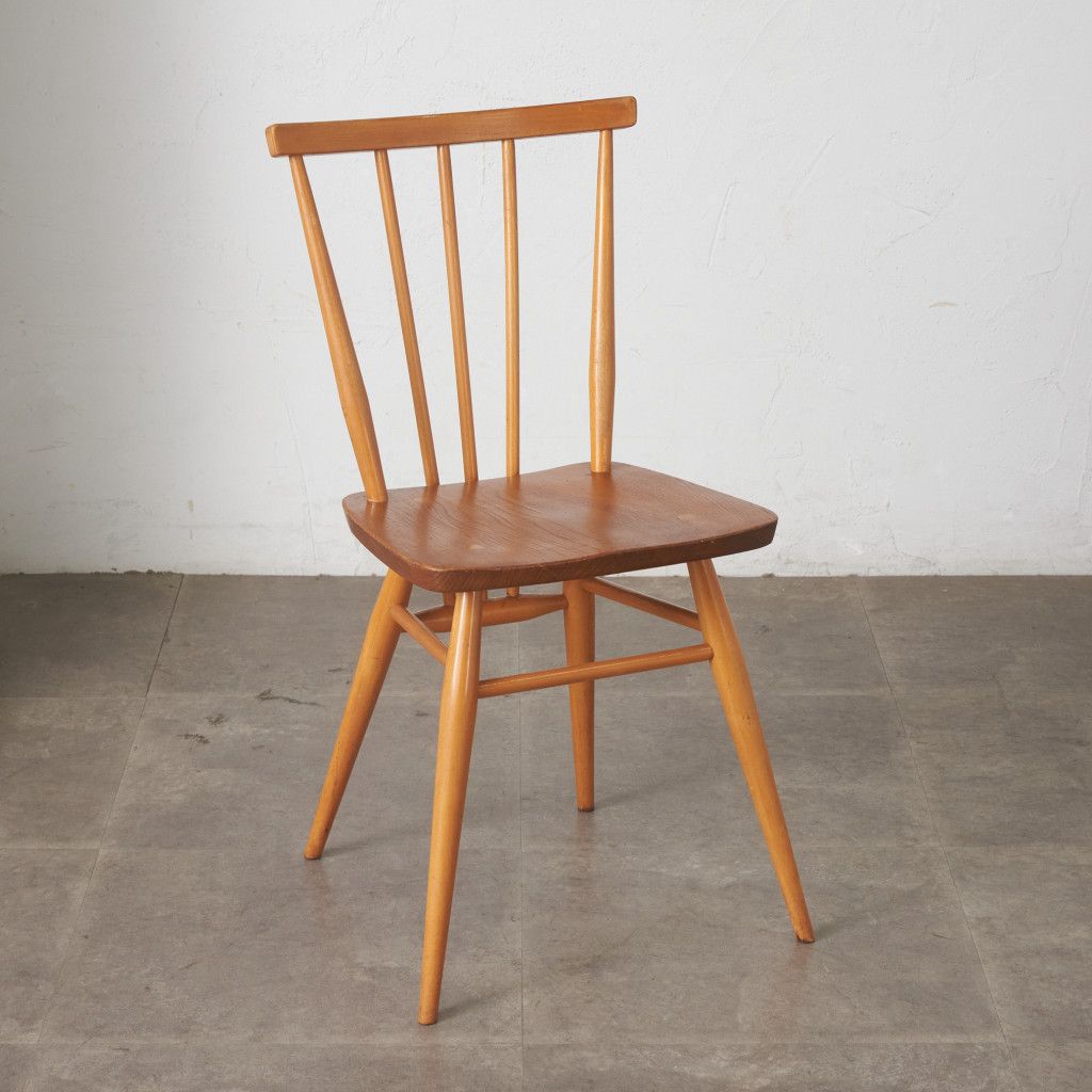 スティックバックチェア
