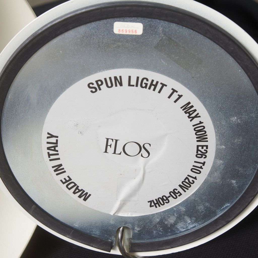 SPUN LIGHT T1 テーブルランプ