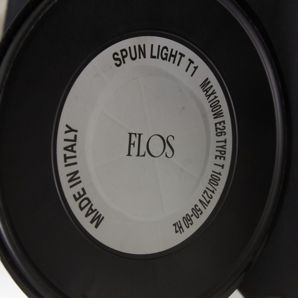 SPUN LIGHT T1 テーブルランプ