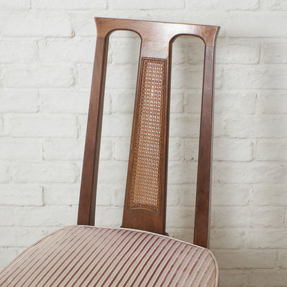 TRIUNE サイドチェア