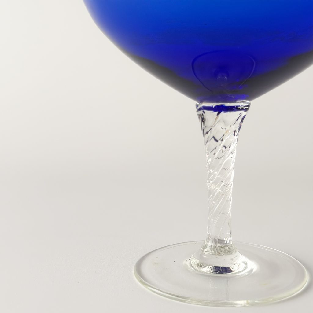 ヴィンテージ ブランデーグラス型の花瓶