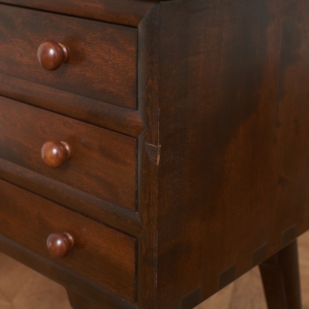 サイド卓 Night Table with 3 drawers
